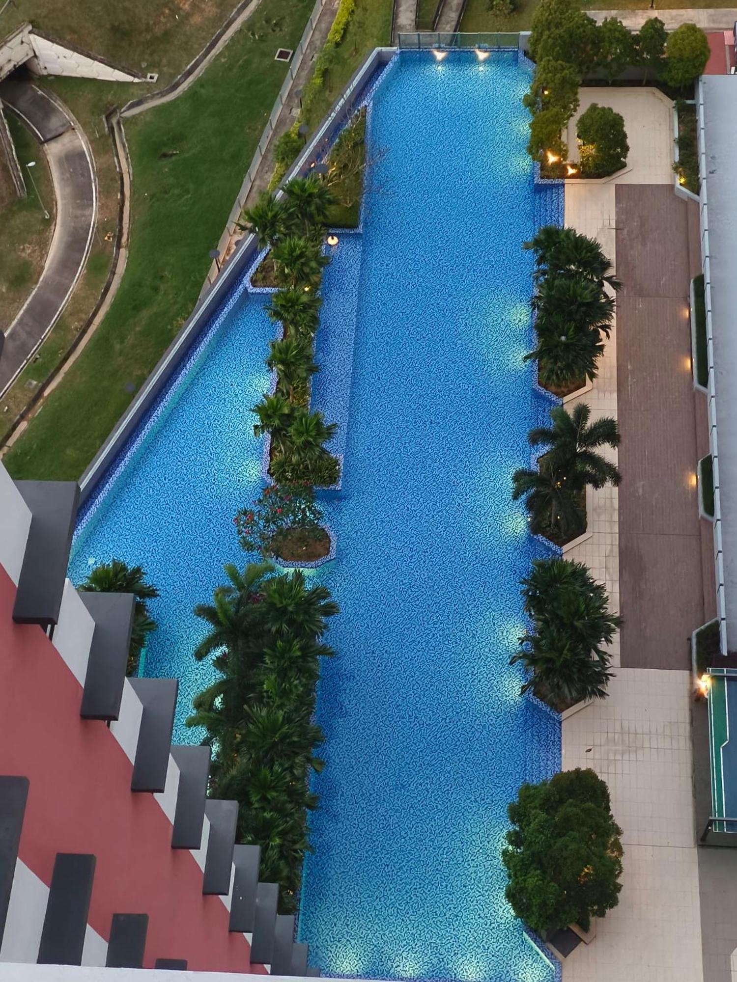 The Moon Homestay At Putrajaya Exterior photo